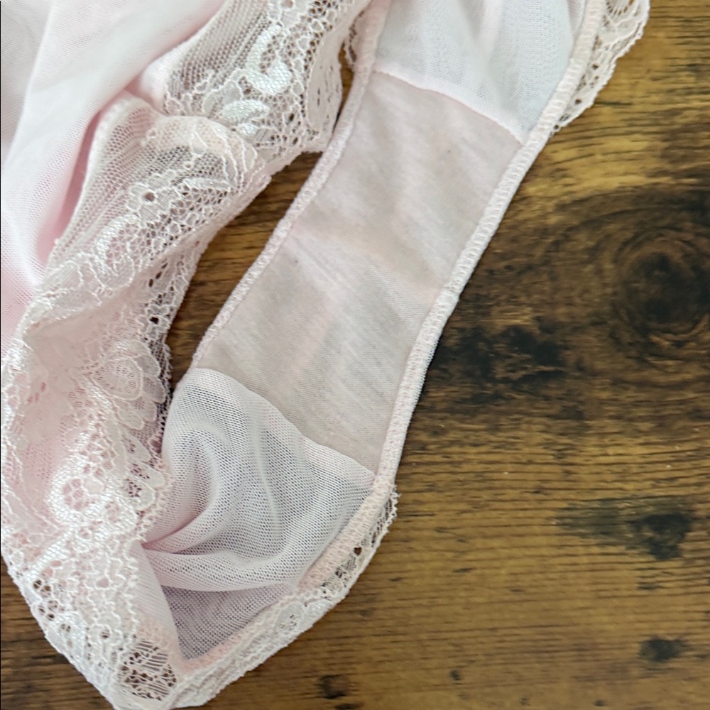 Adrienne Vittadini Pink Lace Chemise - Picture 5 of 6